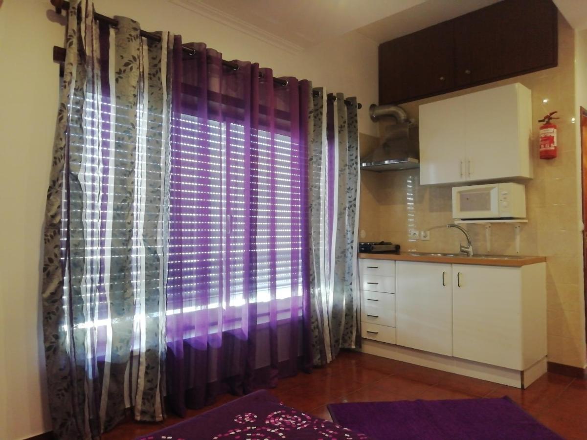 Ilda Rent House - T0 Appartamento Nazaré Esterno foto