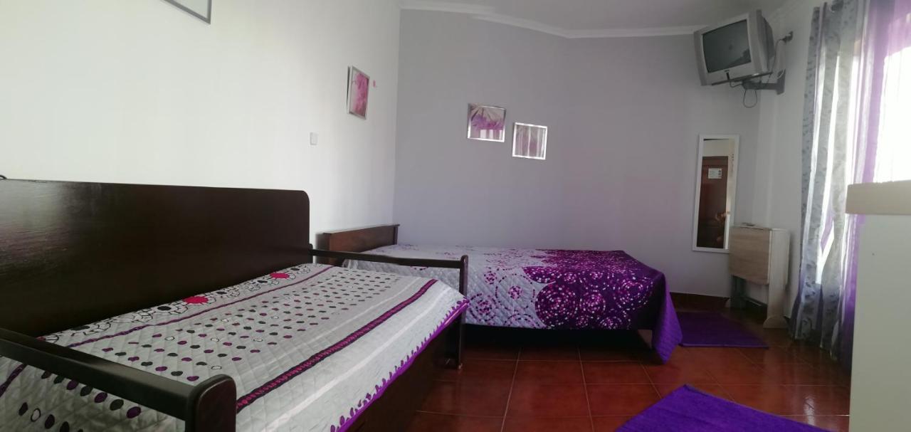 Ilda Rent House - T0 Appartamento Nazaré Esterno foto